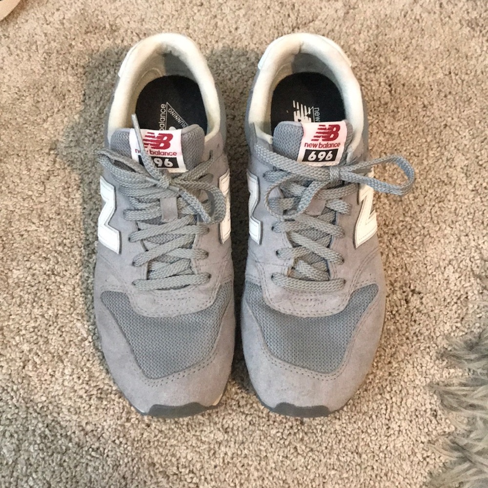 New Balnce 696